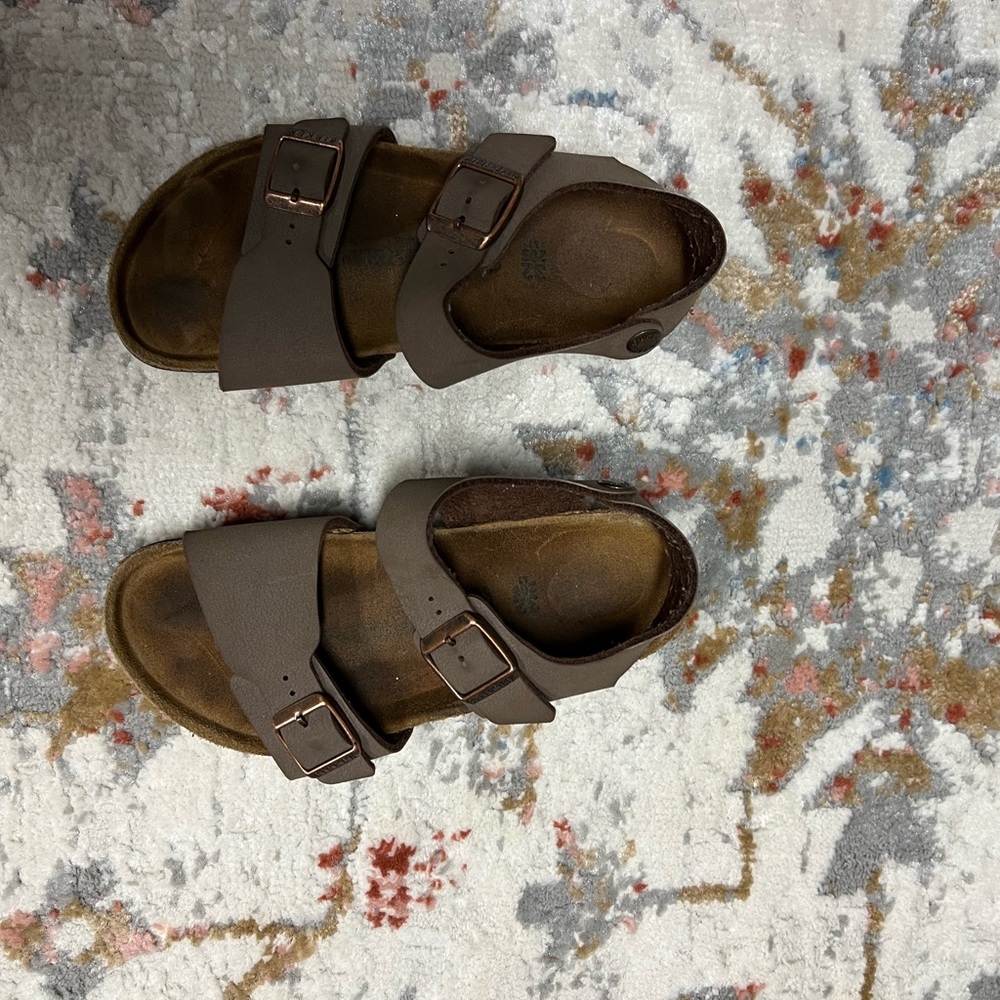 Birkenstock.